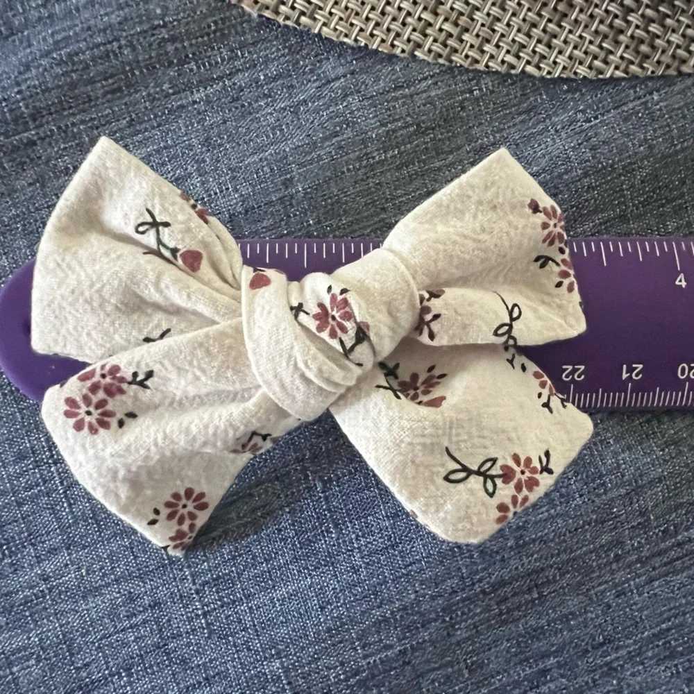 HAND CRAFTED Hair Bow Clips  SET OF 2.    2 SETS AVAILABLE 3”W